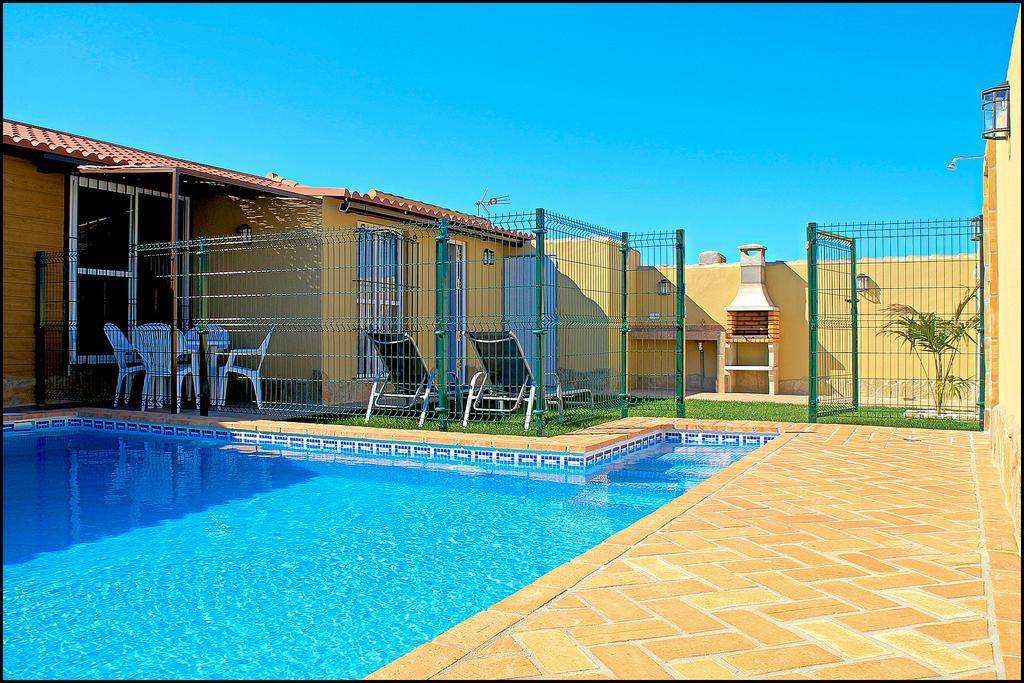 Bungalow Curro Pareja 131 Conil De La Frontera Exterior photo